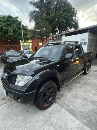 NISSAN FRONTIER 2.5 LE 4X4 CD TURBO ELETRONIC DIESEL 4P AUTOMÁTICO NISSAN FRONTIER 2.5 LE 4X4 CD TURBO ELETRONIC DIESEL 4P AUTOMÁTICO
